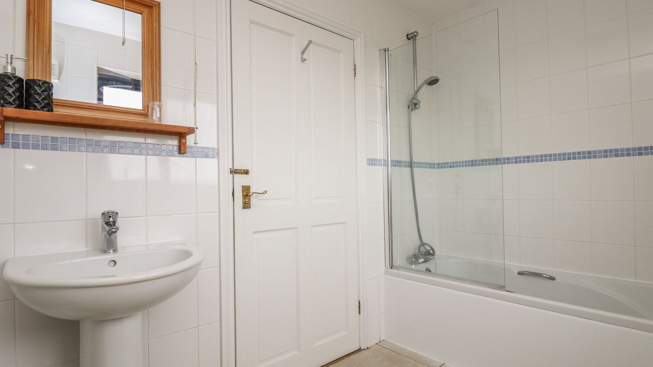 Photo of Others in Longrock