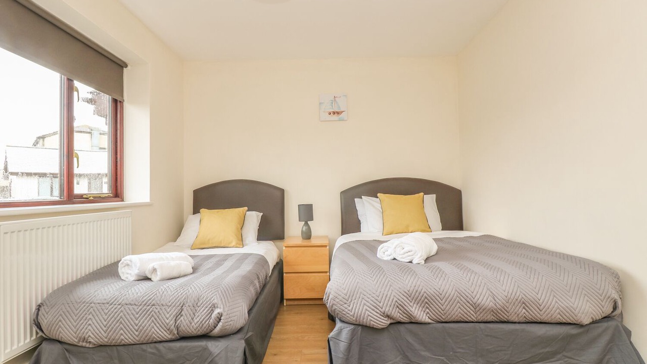 Photo of Others in Longrock