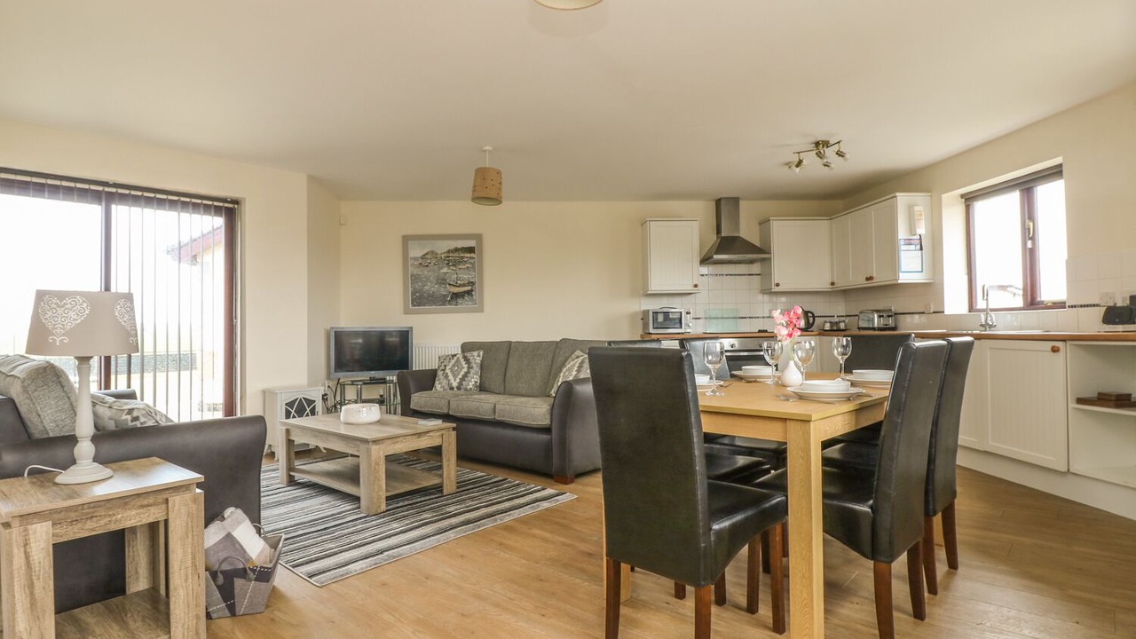 Photo of Others in Longrock