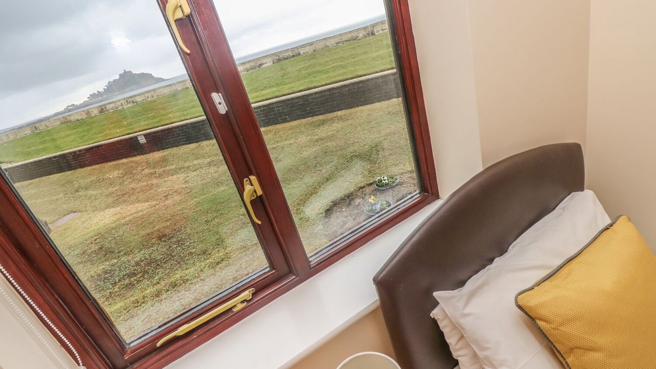 Photo of Others in Longrock