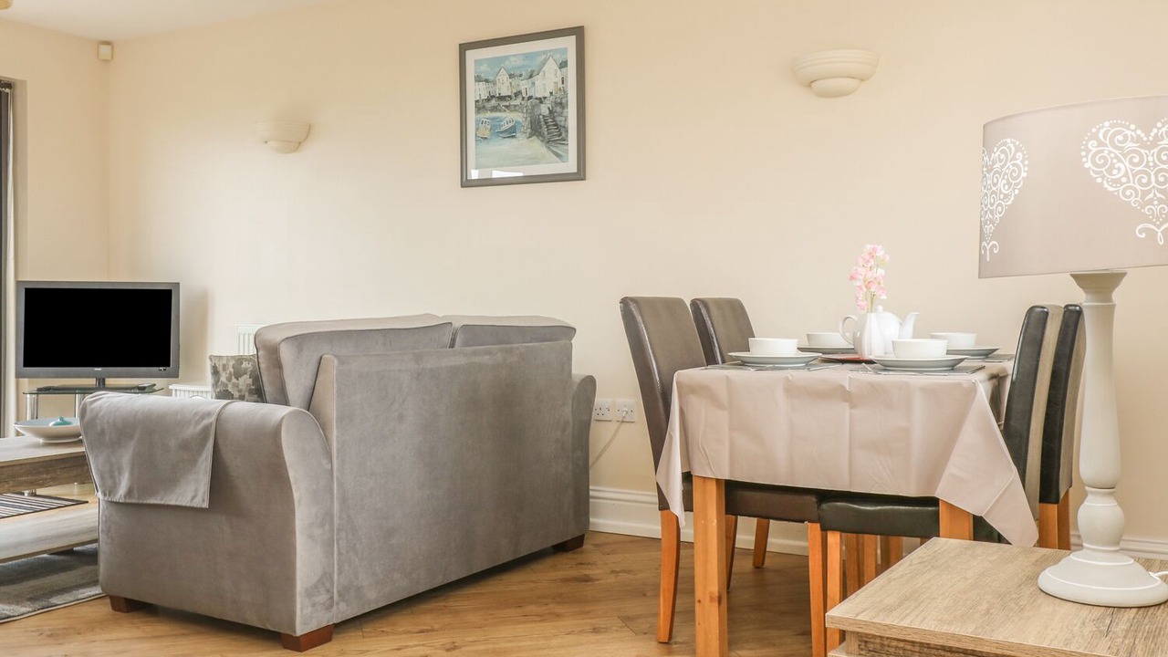 Photo of Others in Longrock