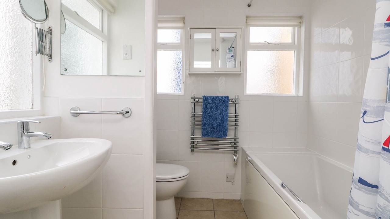 Photo of Bathroom in Mousehole