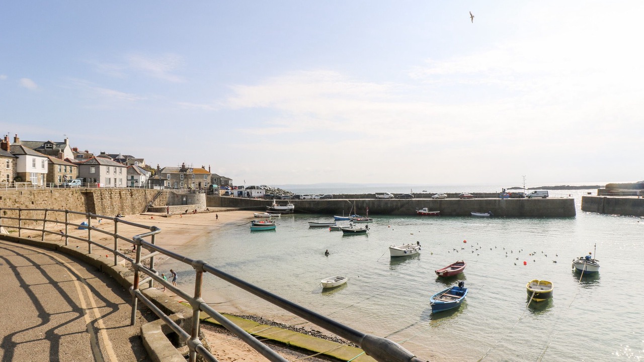 Photo of Others in Mousehole