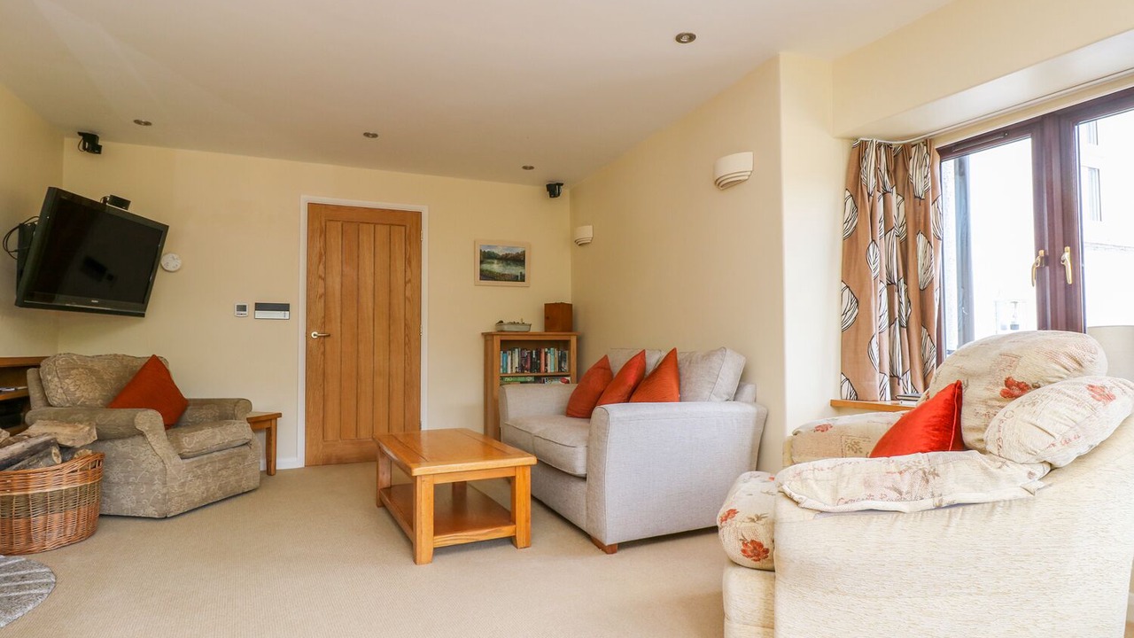 Photo of Bedroom in Helford Passage