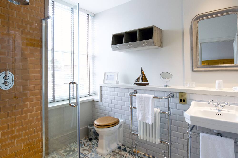 Photo of Bathroom in Potton