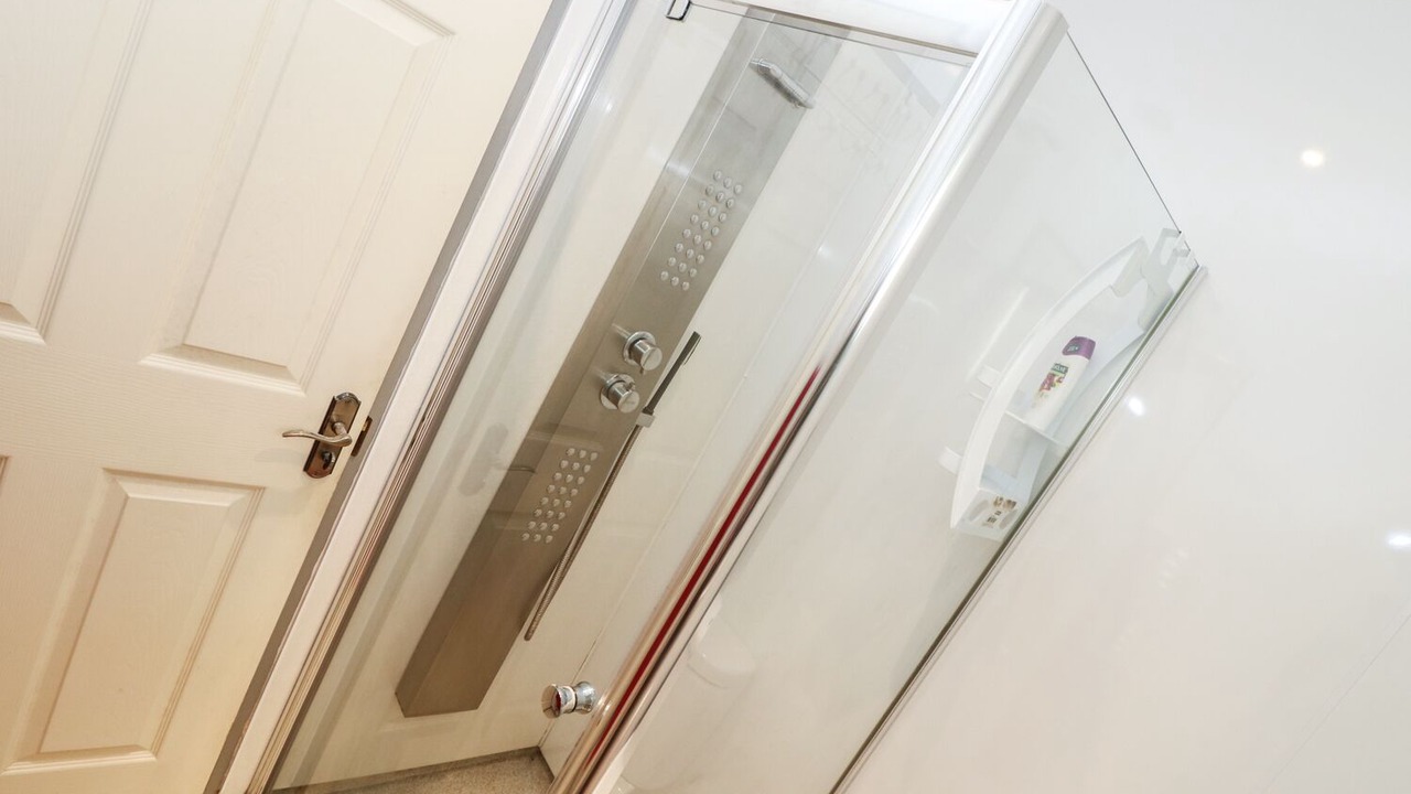 Photo of Bathroom in Trelowth