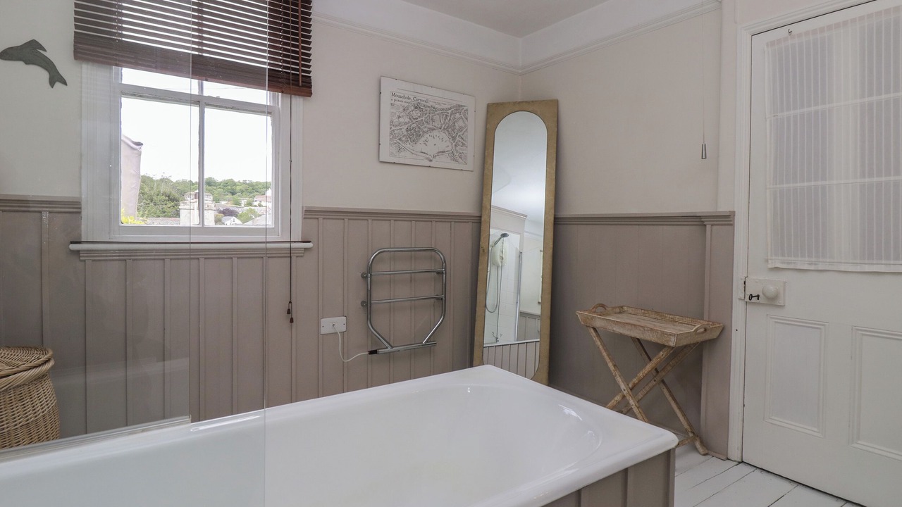Photo of Bathroom in Mousehole