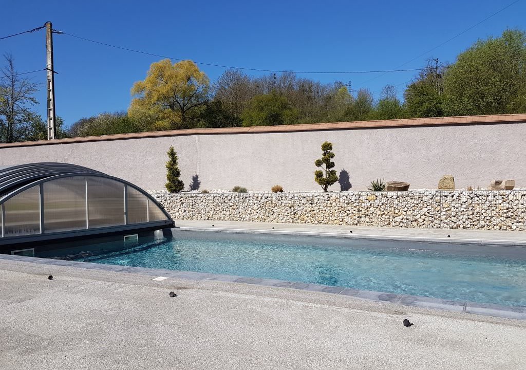 Photo of Outdoor in Comberjon