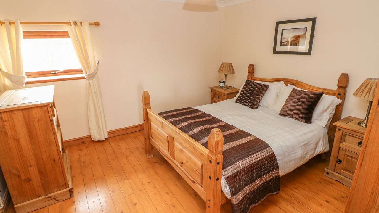 Photo of Others in Llanrhidian Higher