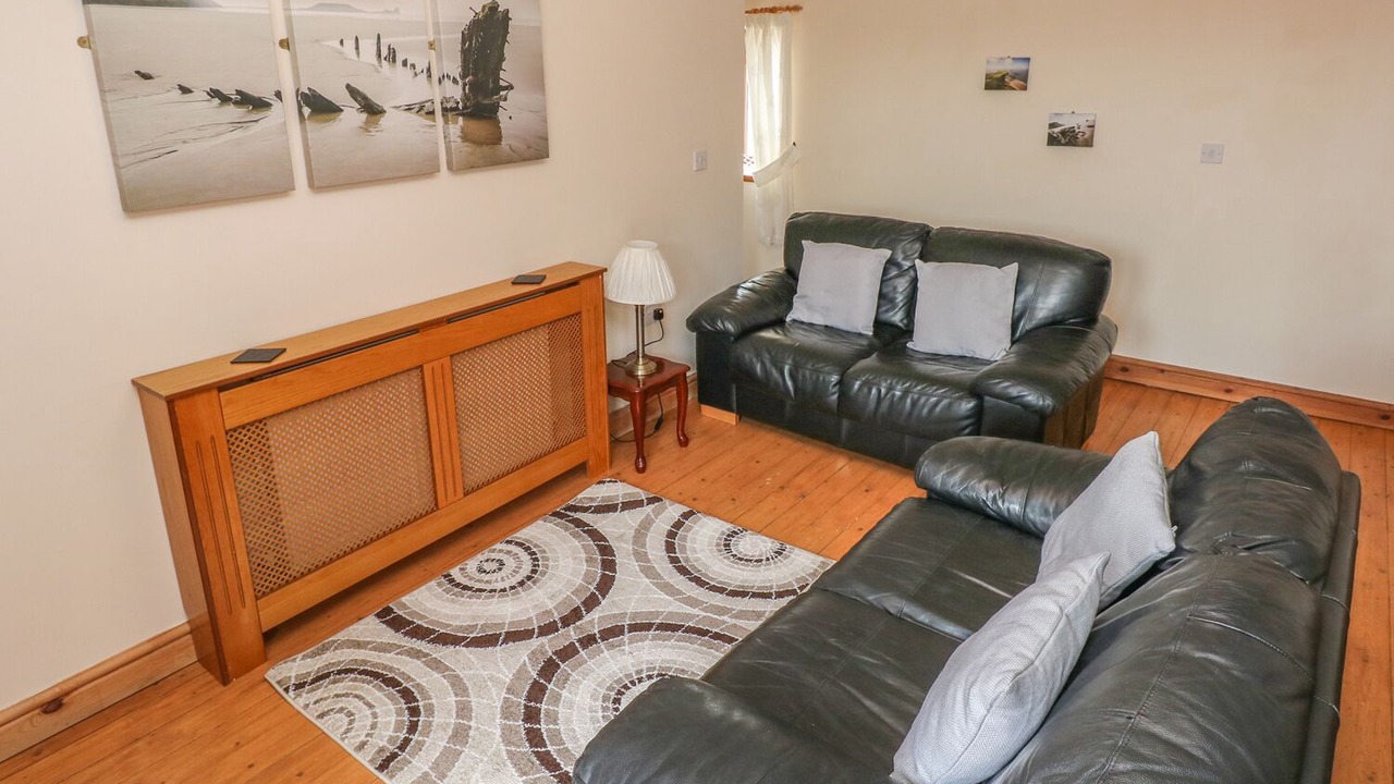 Photo of Others in Llanrhidian Higher