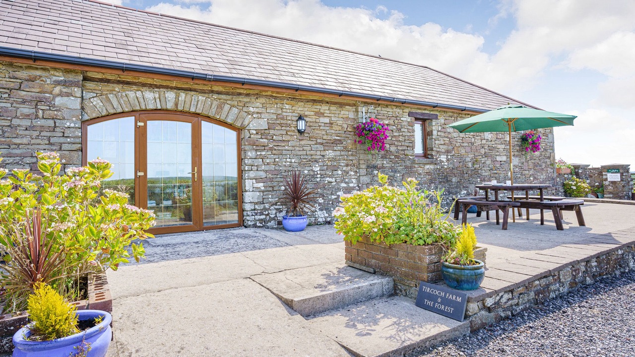 Photo of Others in Llanrhidian Higher