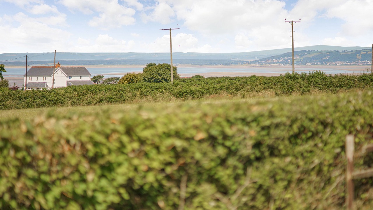 Photo of Others in Llanrhidian Higher