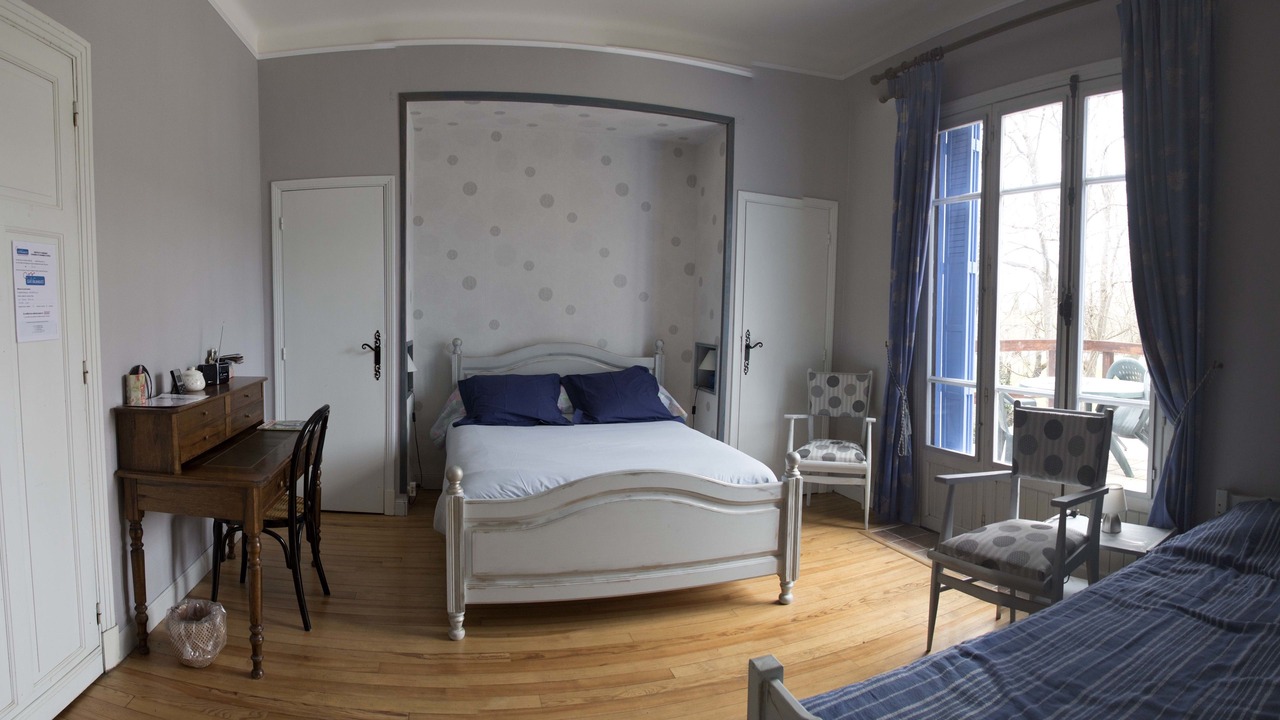 Photo of Bedroom in Lorp-Sentaraille