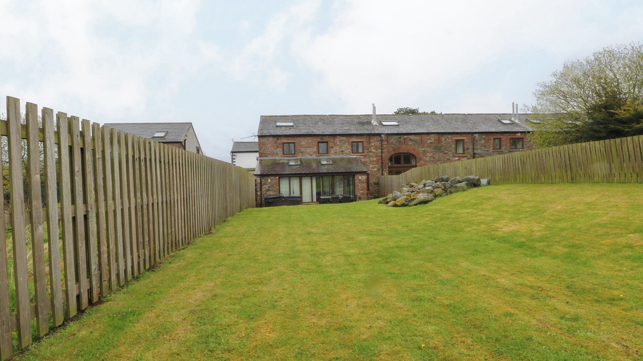 Photo of Outdoor in Newton Reigny