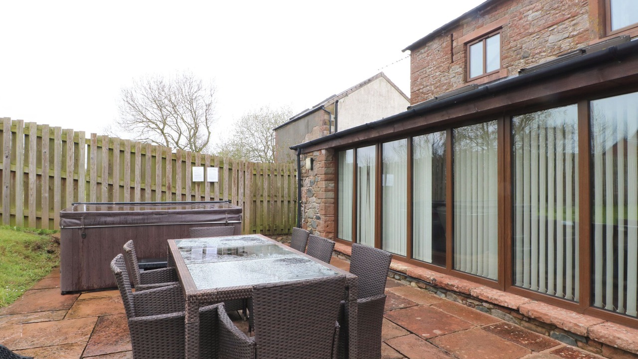 Photo of Outdoor in Newton Reigny