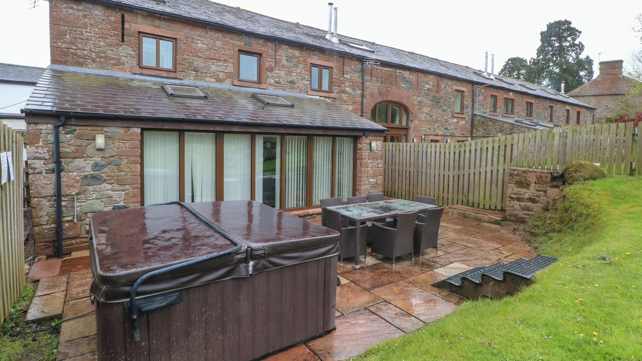 Photo of Outdoor in Newton Reigny