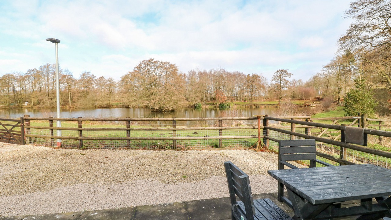 Photo of Others in Crich