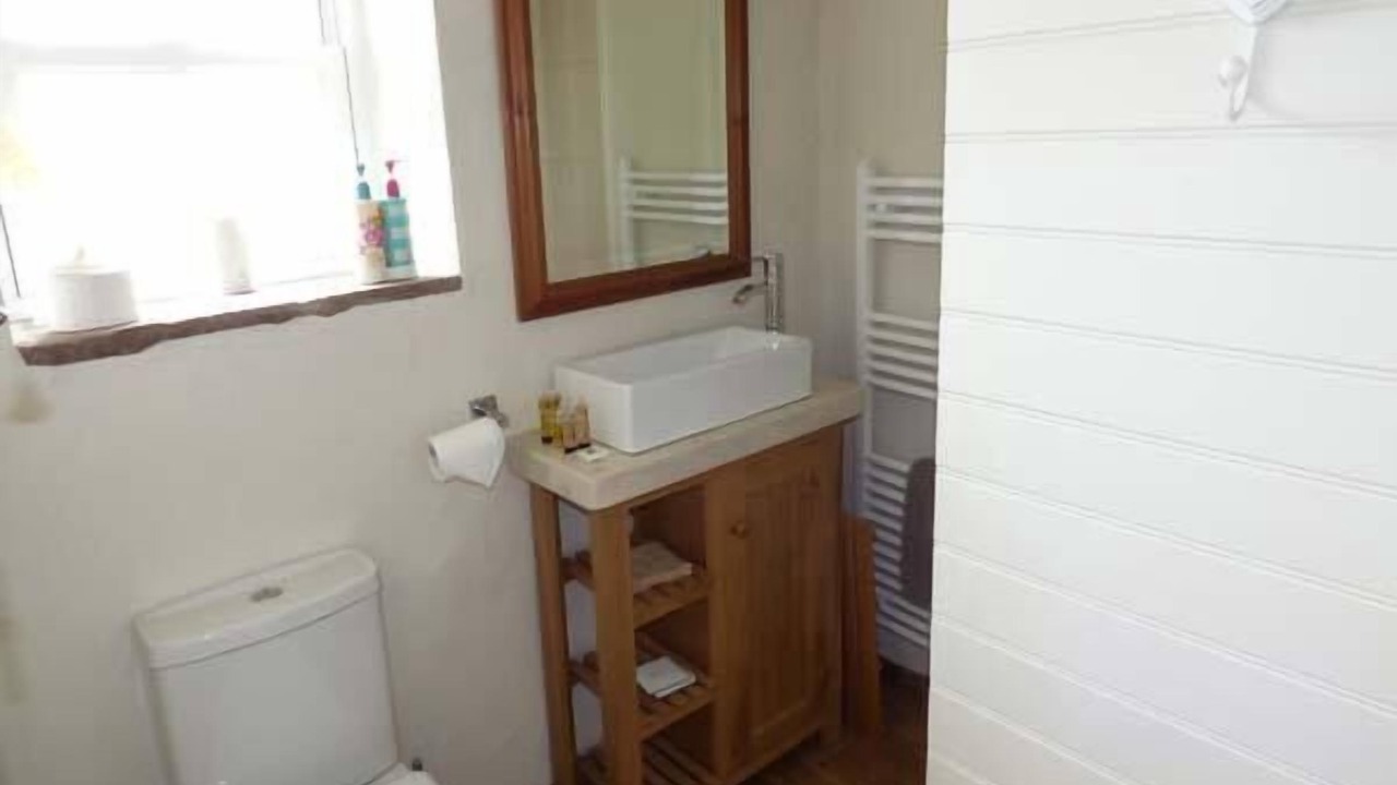 Photo of Bathroom in Llanybri