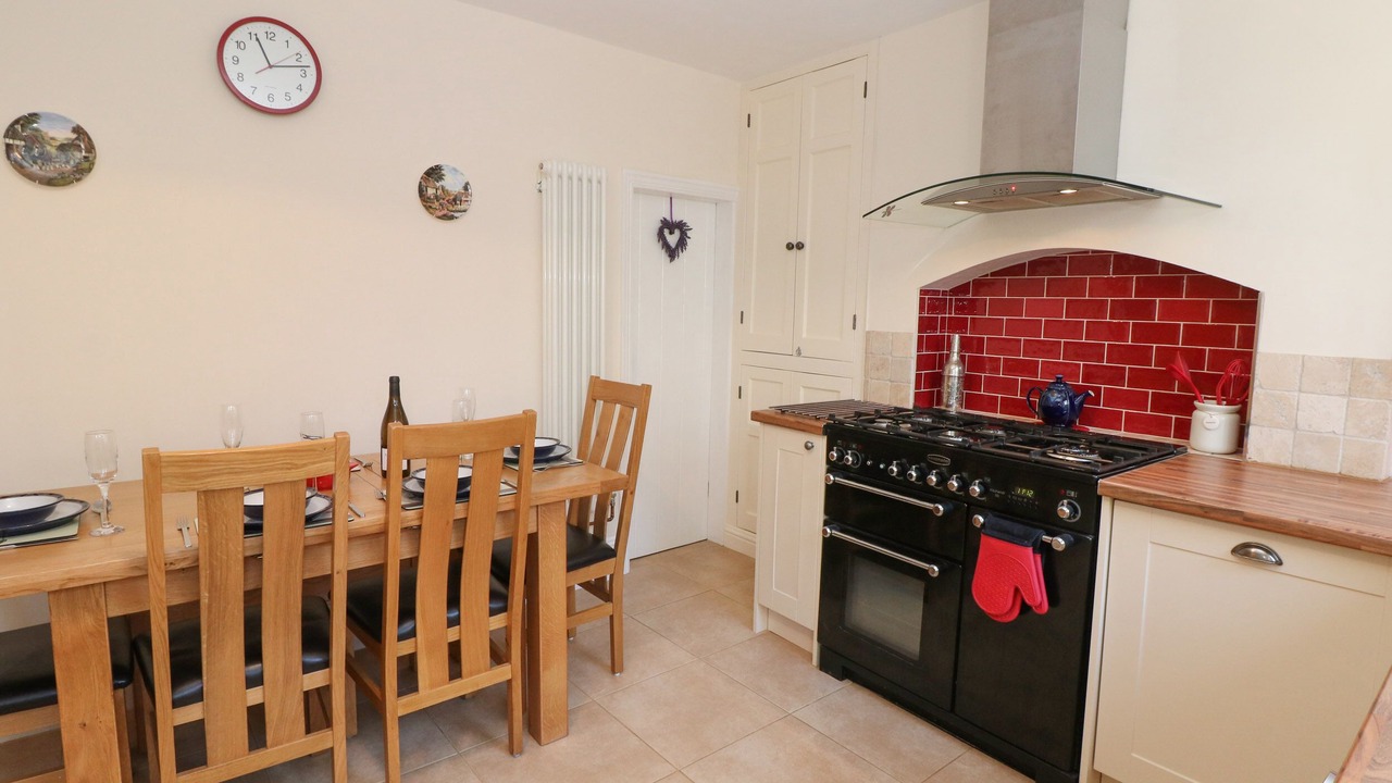 Photo of Others in Tideswell