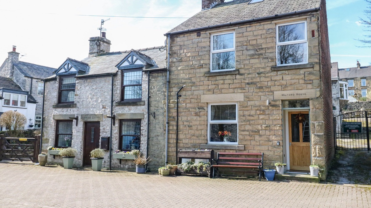 Photo of Others in Tideswell