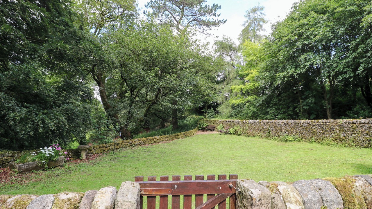 Photo of Others in Winster