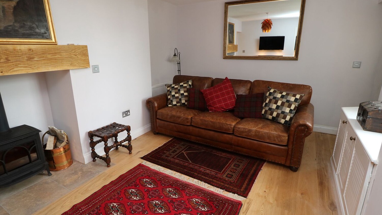 Photo of Others in Holestone Moor