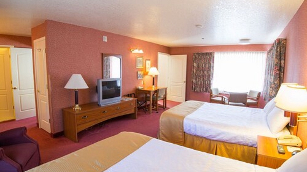 Photo of Others in Murphys