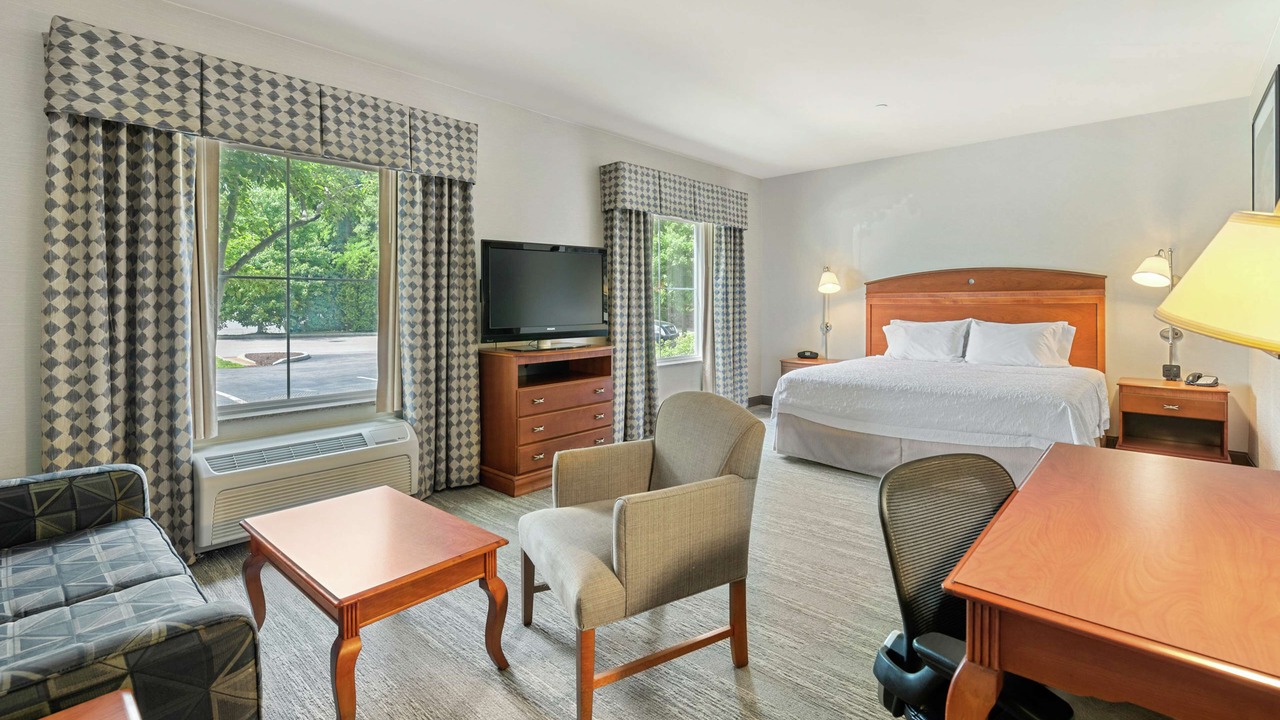 Photo of Livingroom in Mystic