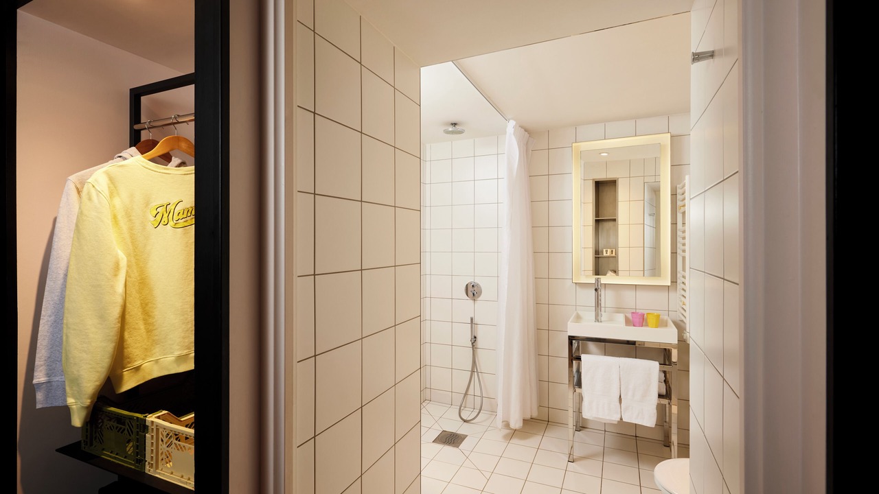 Photo of Bathroom in 20th Arrondissement