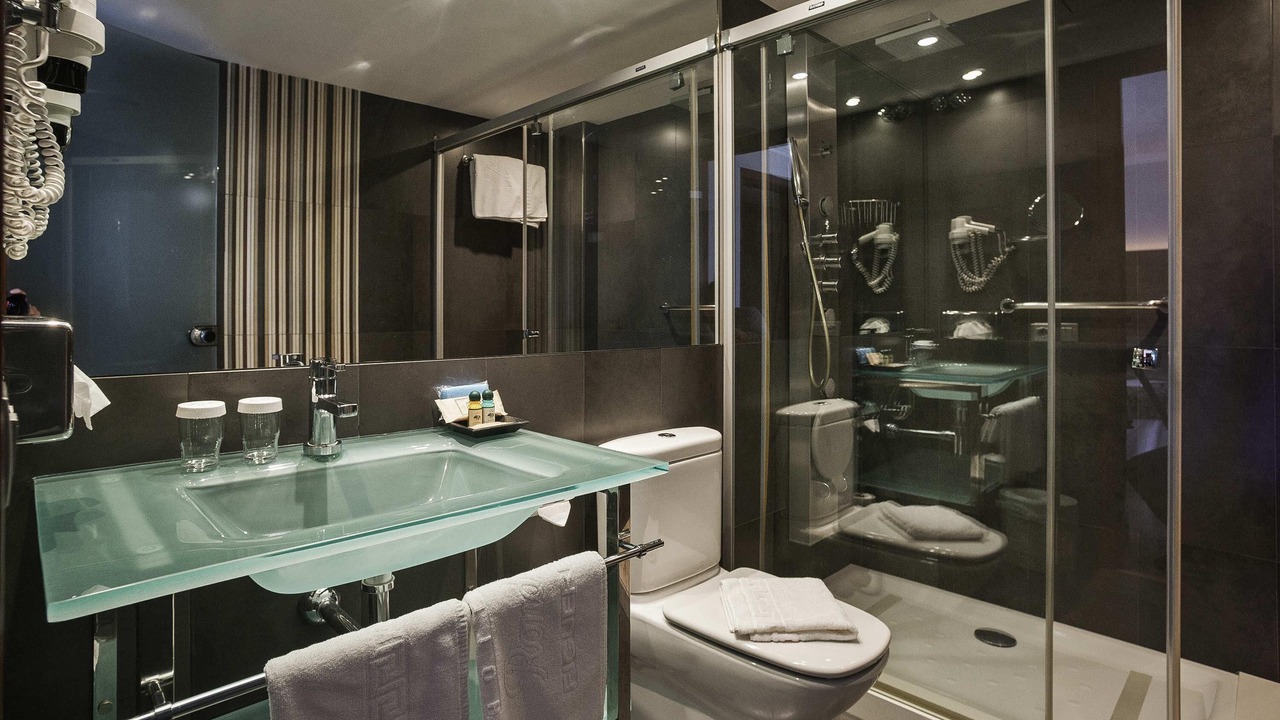 Photo of Bedroom in Figueres