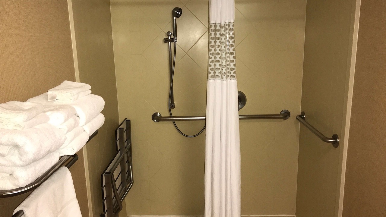 Photo of Bathroom in Lakeway
