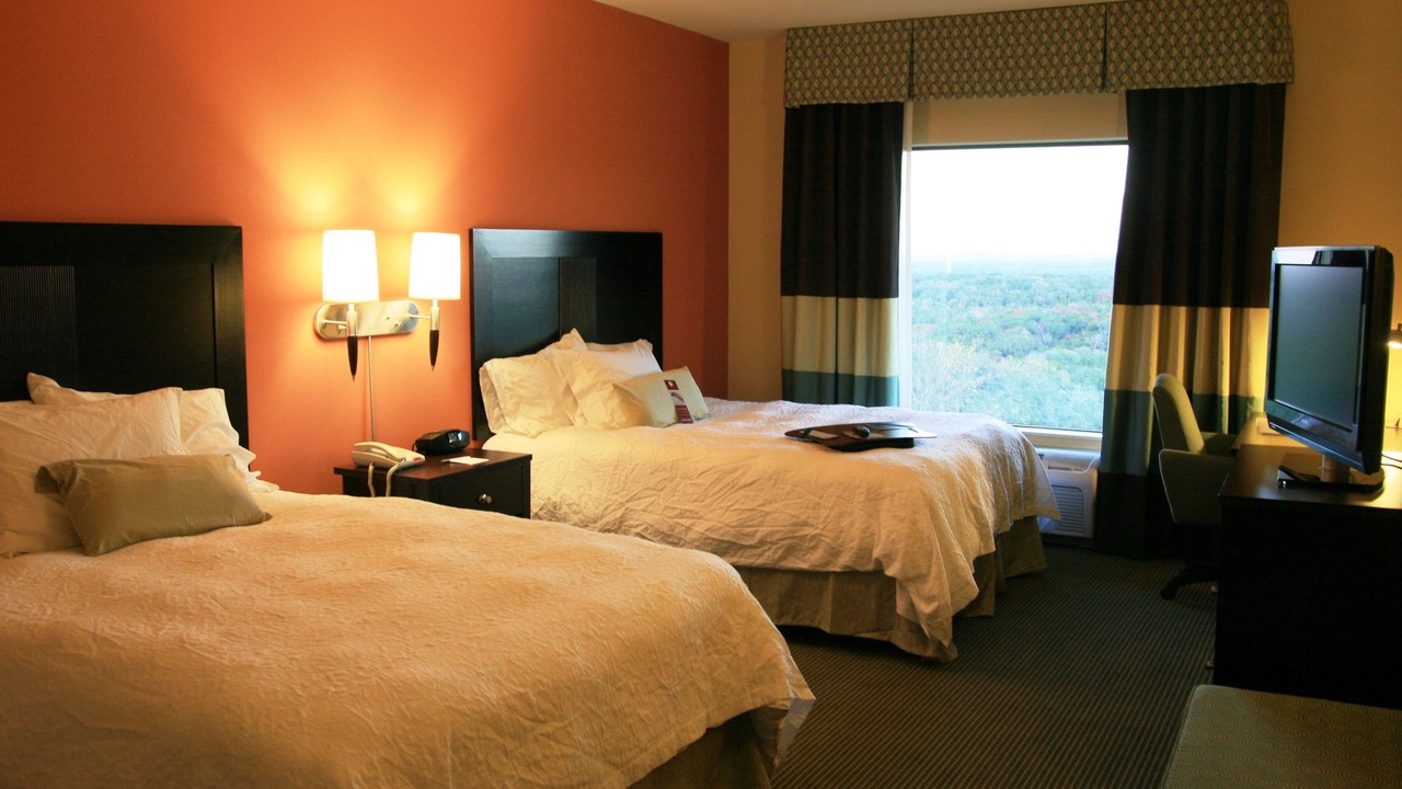 Photo of Bedroom in Lakeway