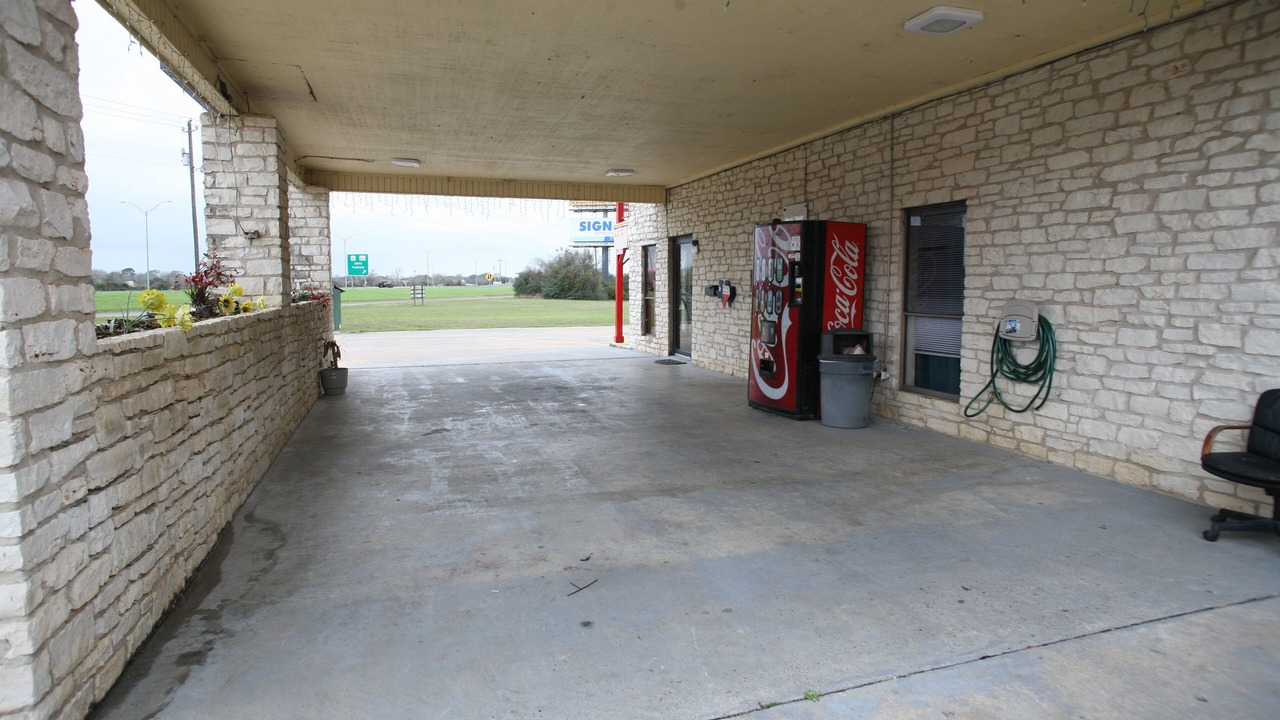 Photo of Outdoor in Edna