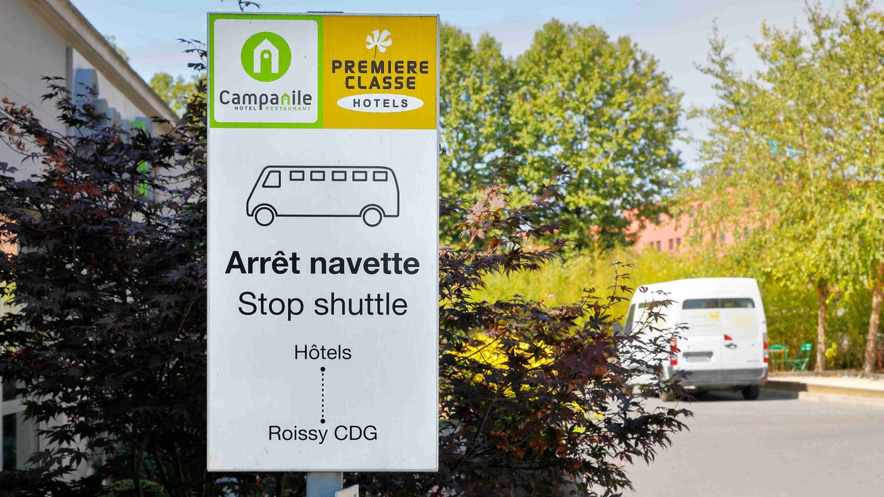 Photo of Others in Le Mesnil-Amelot