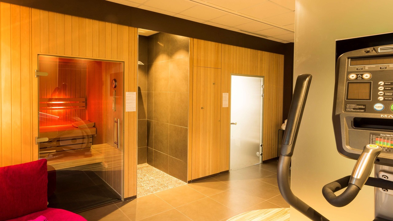 Photo of Others in Le Mesnil-Amelot