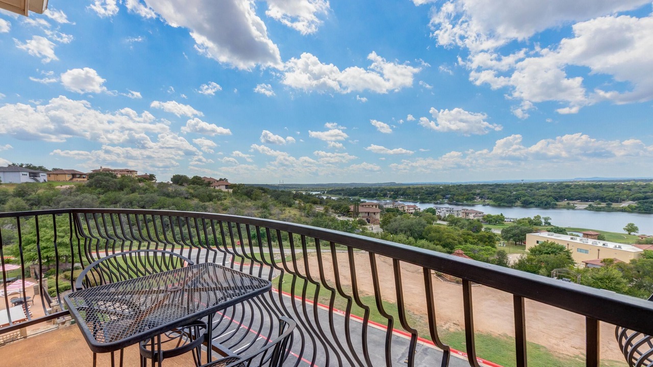 Photo of Bedroom in Marble Falls