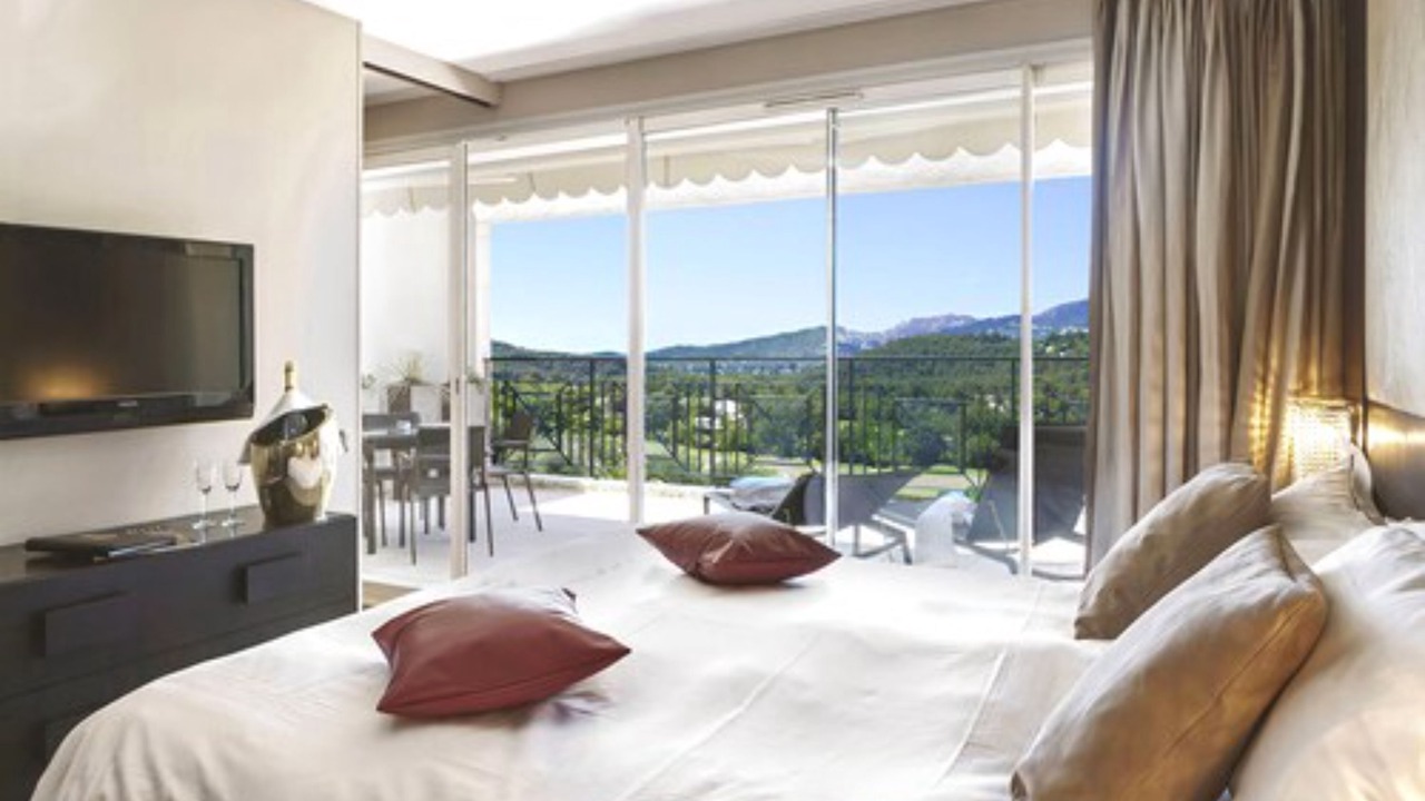 Photo of Others in Mougins