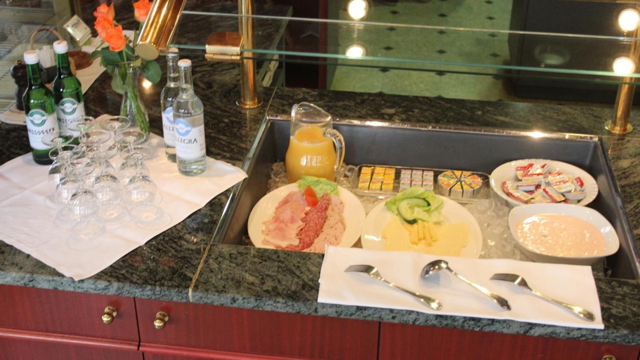 Photo of Others in Biel