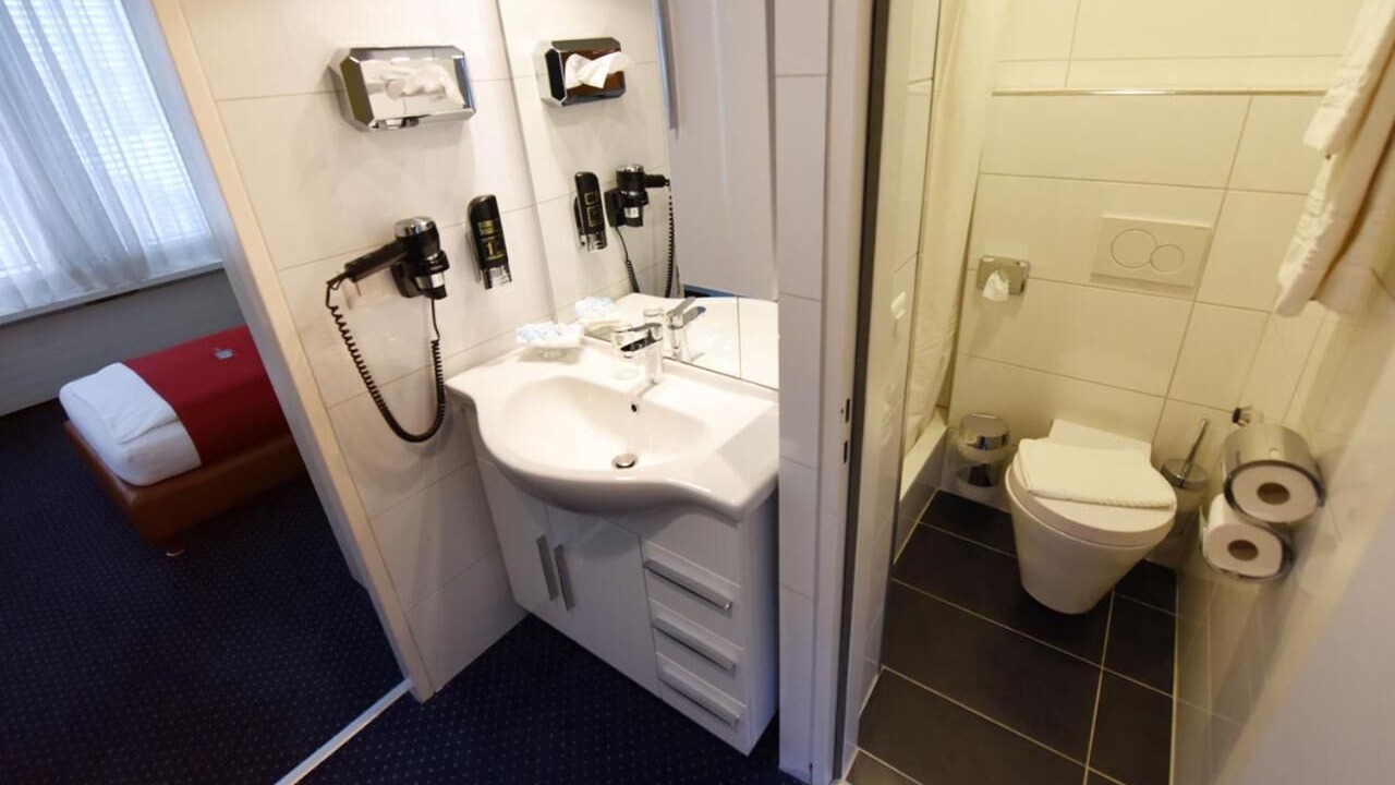 Photo of Others in Biel