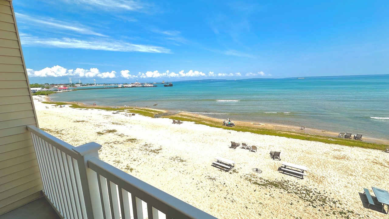 Photo of Others in Mackinaw City