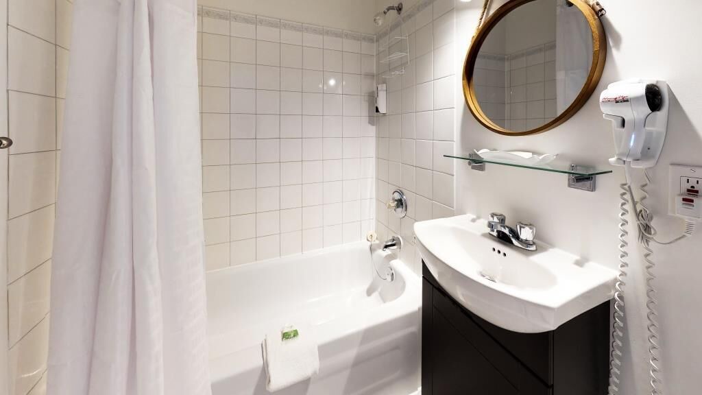 Photo of Others in Bonaventure