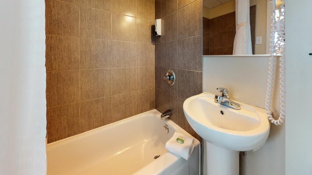 Photo of Others in Bonaventure