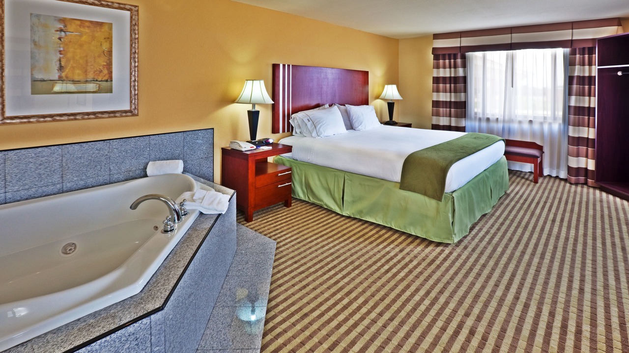 Photo of Bedroom in Ponca City