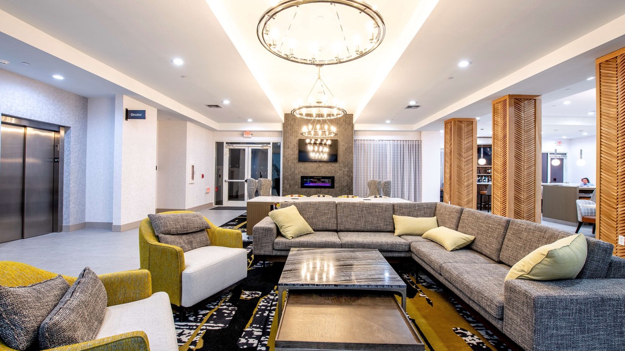 Photo of Livingroom in Sulphur