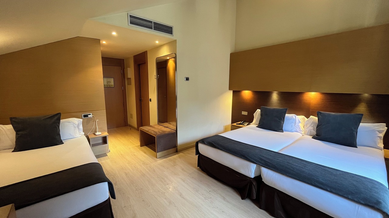 Photo of Bedroom in Incles