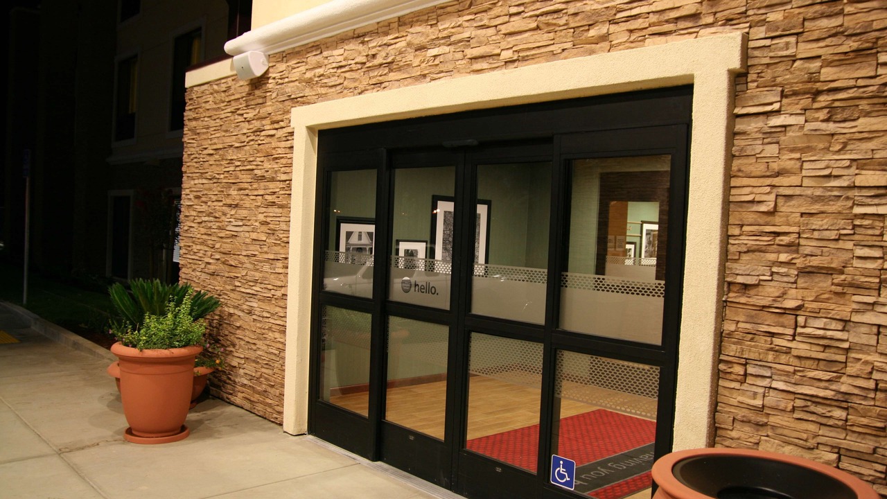 Photo of Outdoor in Brentwood