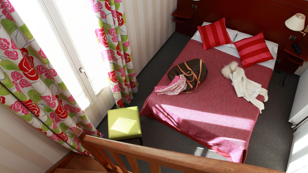 Photo of Bedroom in Levallois-Perret