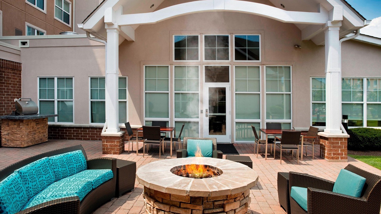 Photo of Outdoor in Bedford Park