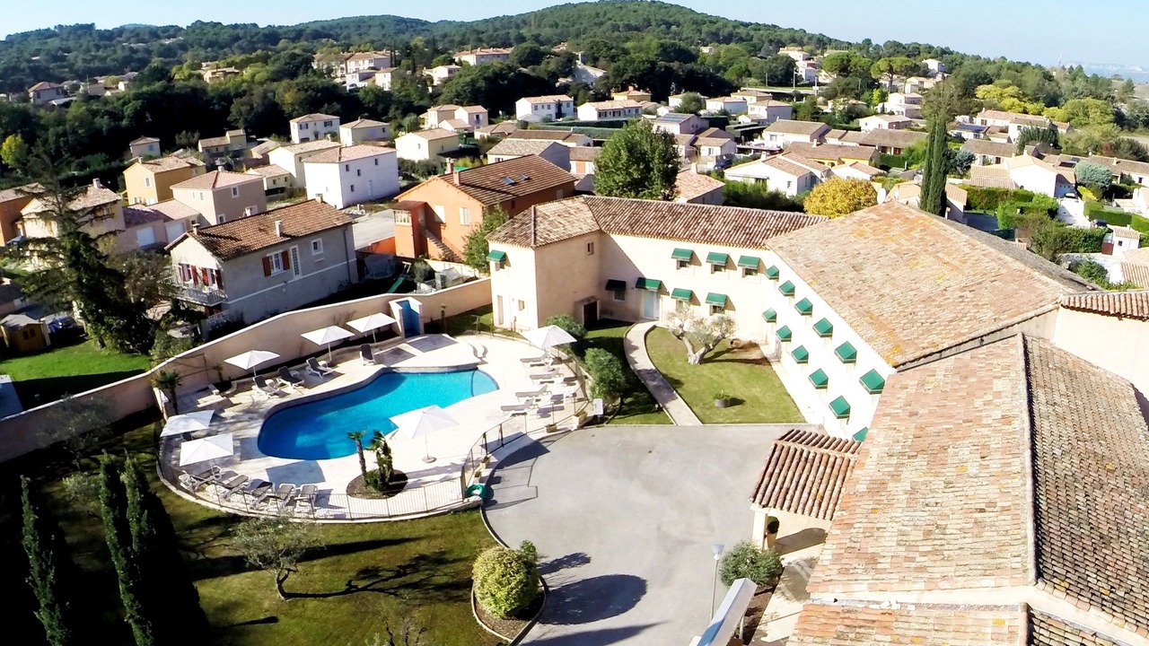 Photo of Outdoor in La Roque-d'Antheron