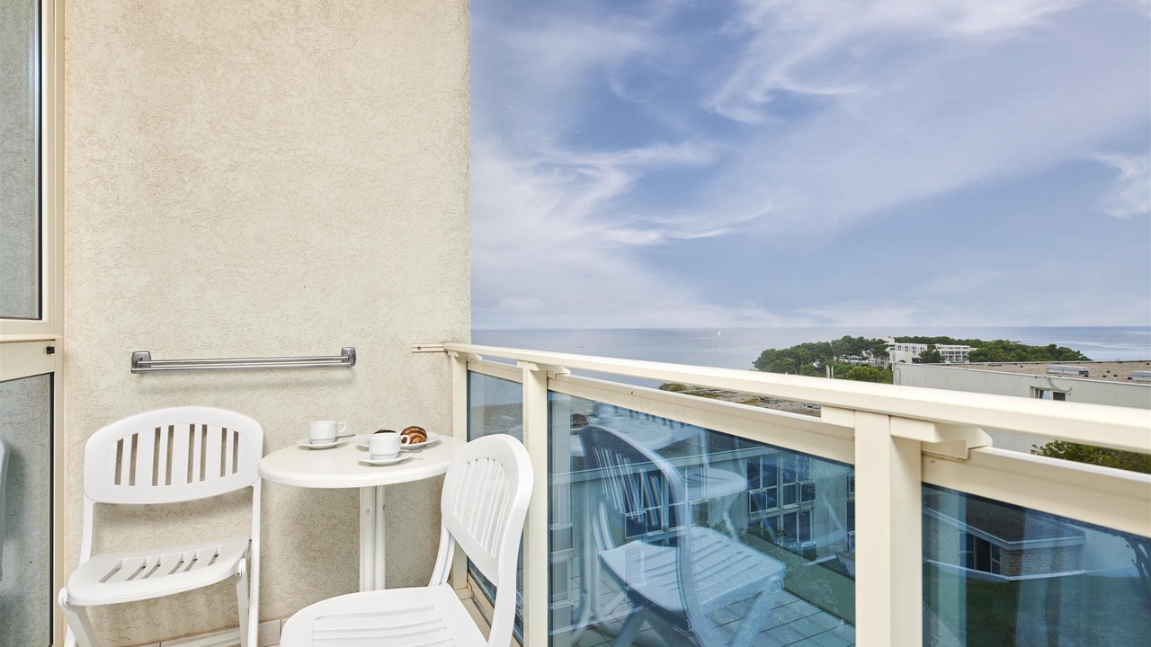Photo of Patio Balcony in Zelena